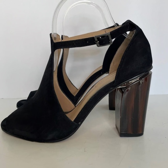 ANTONIO MELANI Shoes - Antonio Melani genuine leather suede with tortoise heel size 7.5
